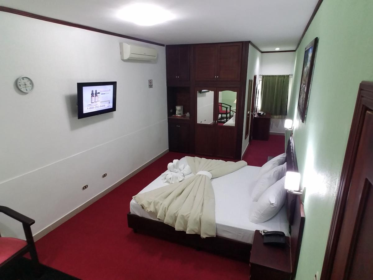 Hotel Don Vito Estelí Exteriör bild