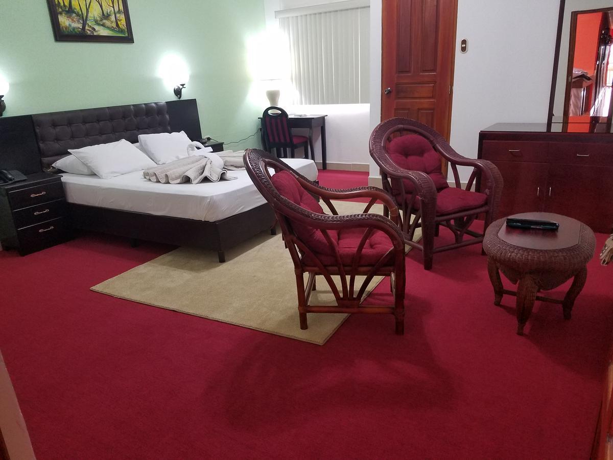 Hotel Don Vito Estelí Exteriör bild