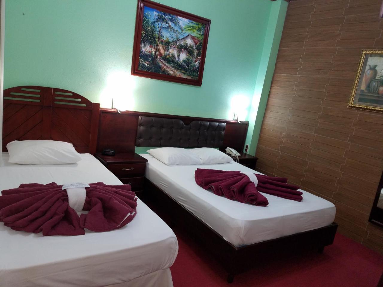 Hotel Don Vito Estelí Exteriör bild